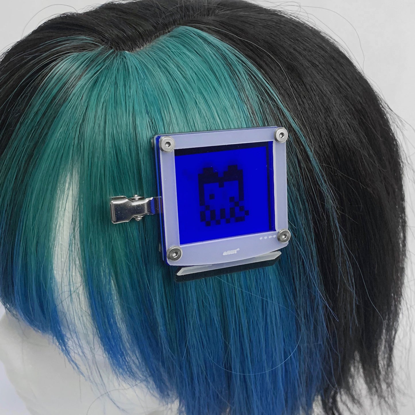 Memory hairpin